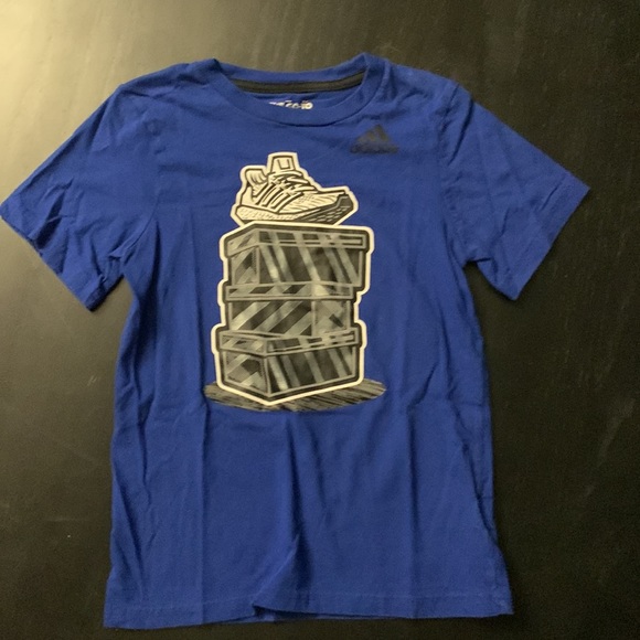 Adidas tshirt size 7 kids - Picture 4 of 4